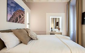 Pantheon Suites Rome 2